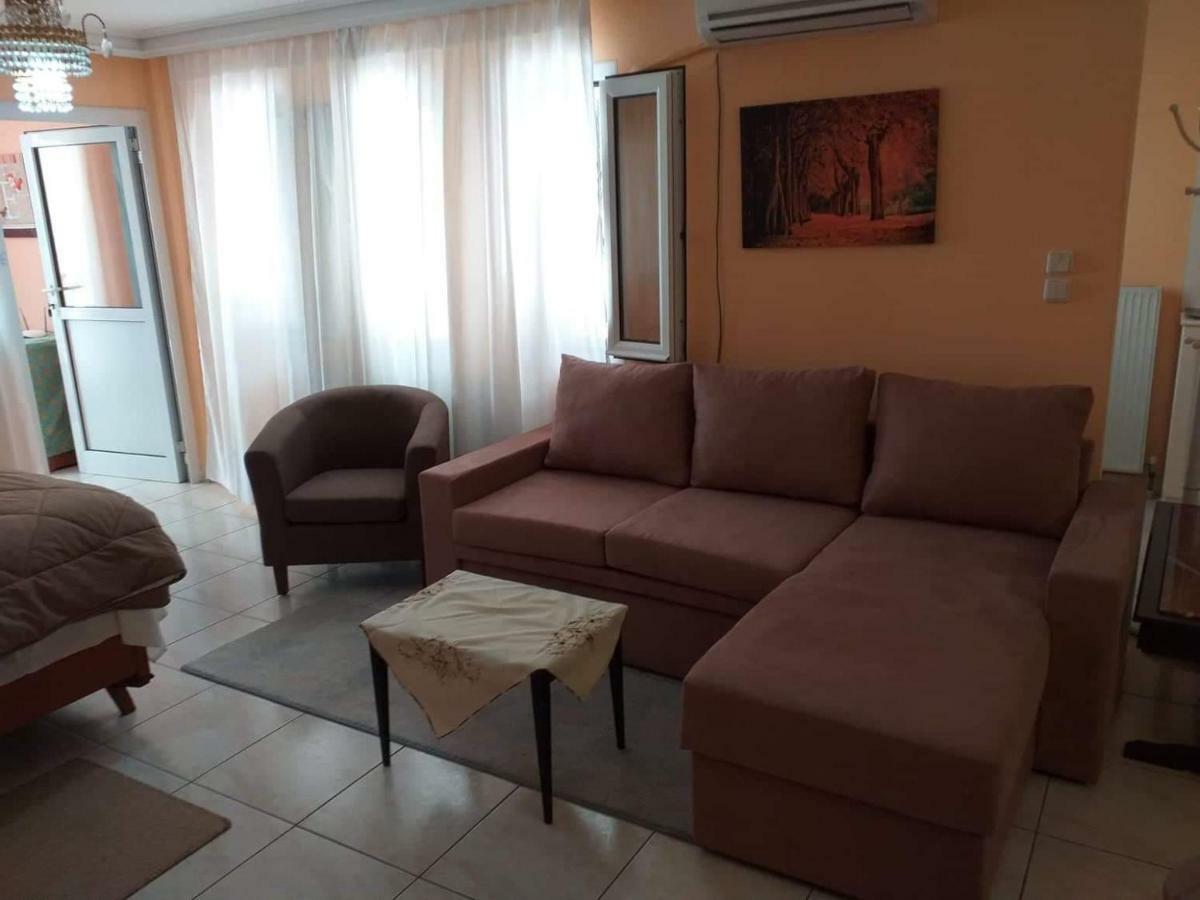 Mariza'S Apartment Kavala Bagian luar foto